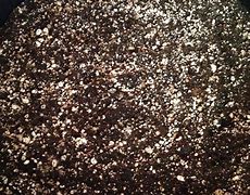 Frosty Gardens Organic Super Soil - Image 3